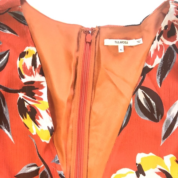 TULAROSA Alexis Floral Jumpsuit Size XL - Picture 4 of 5